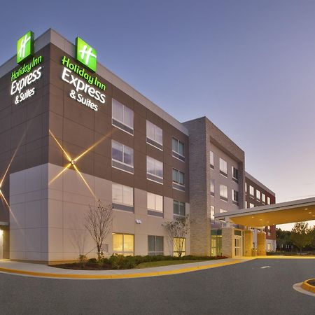 Holiday Inn Express And Suites South Hill By Ihg Εξωτερικό φωτογραφία