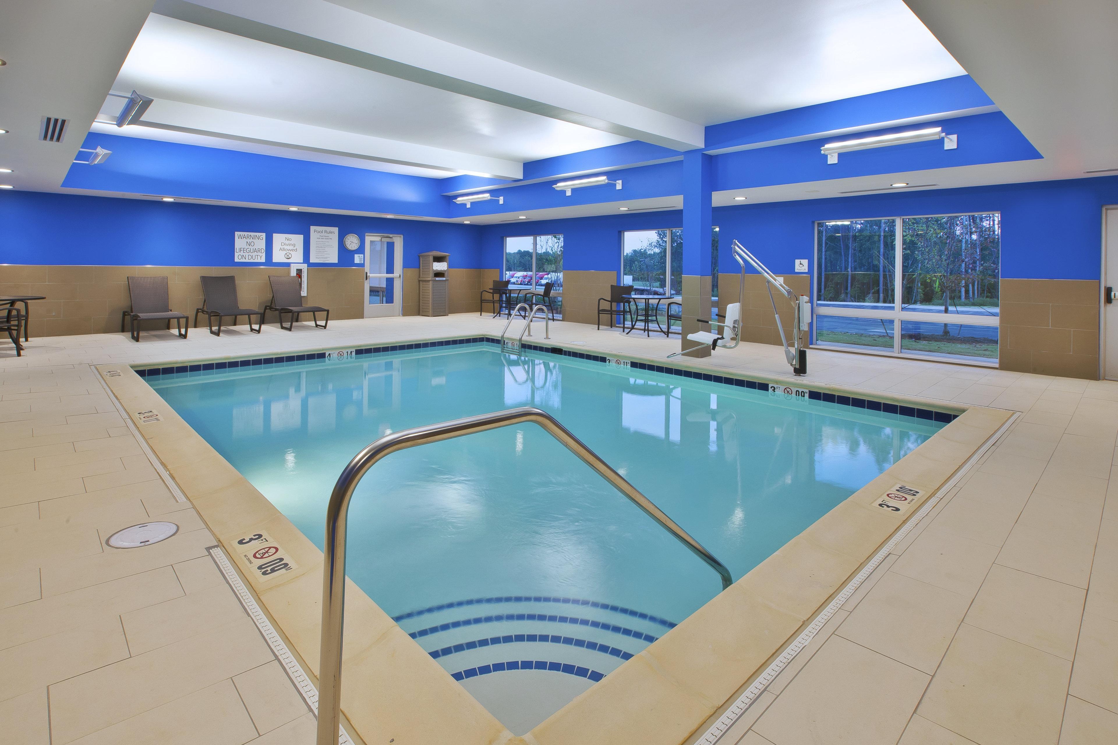 Holiday Inn Express And Suites South Hill By Ihg Εξωτερικό φωτογραφία
