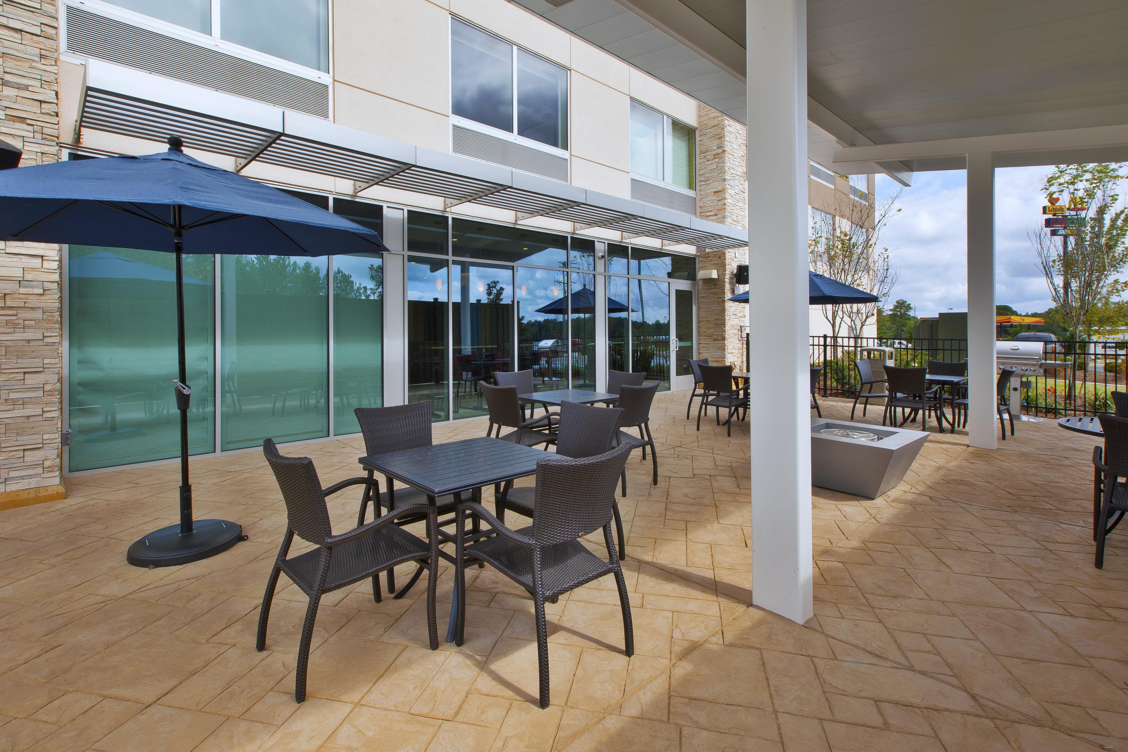 Holiday Inn Express And Suites South Hill By Ihg Εξωτερικό φωτογραφία